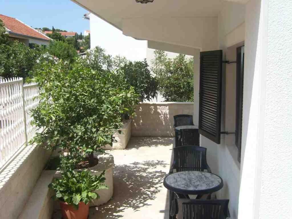 Apartments And Rooms By The Sea Sutivan, Brac - 2943 Esterno foto