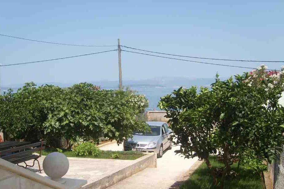 Apartments And Rooms By The Sea Sutivan, Brac - 2943 Esterno foto