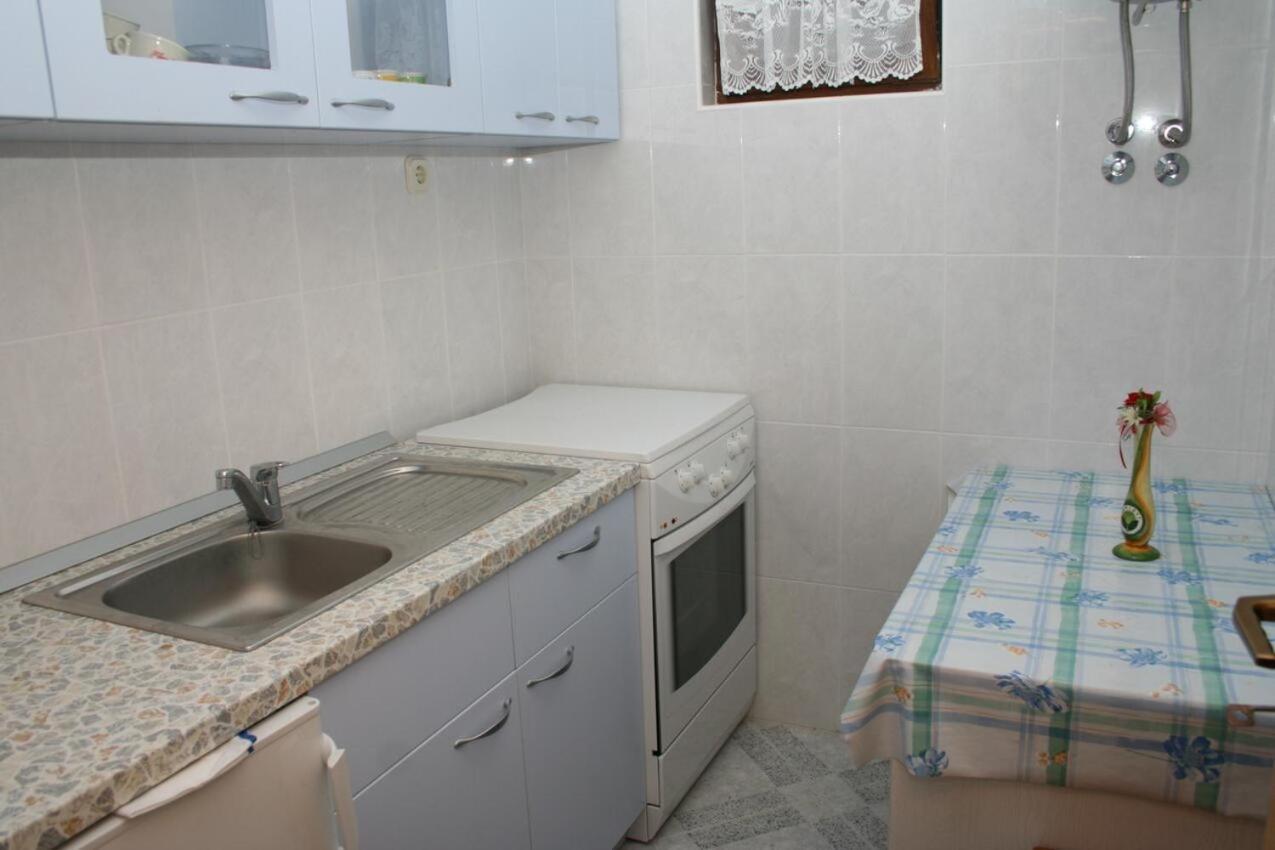Apartments And Rooms By The Sea Sutivan, Brac - 2943 Esterno foto