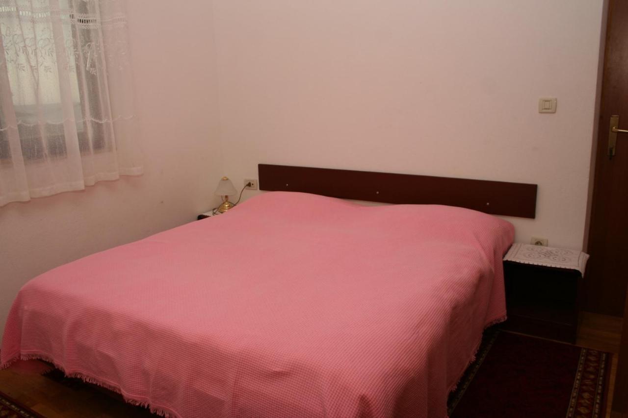 Apartments And Rooms By The Sea Sutivan, Brac - 2943 Esterno foto